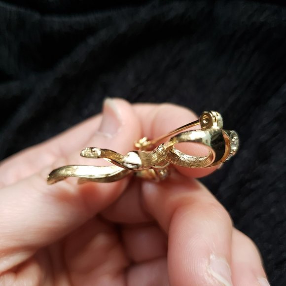 Vintage Bow Gold Tone with Rhinestone Pin Brooch - Picture 8 of 8